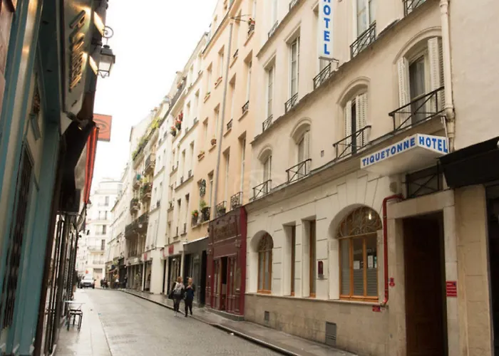 Tiquetonne Hotel Parijs